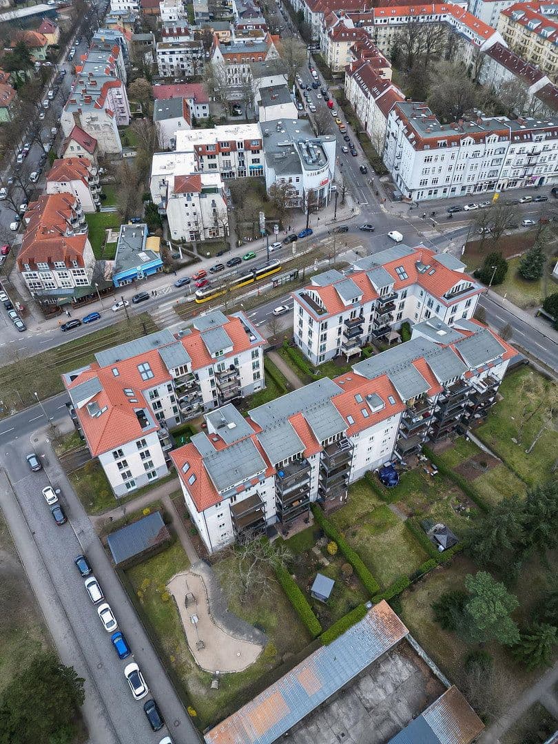 Prodej bytu 4+1 105 m², Sterndamm 66 E, Berlin-Johannisstal, Berlín Prodej bytu 4+1 105 m², Sterndamm 66 E, Berlin-Johannisstal, Berlín