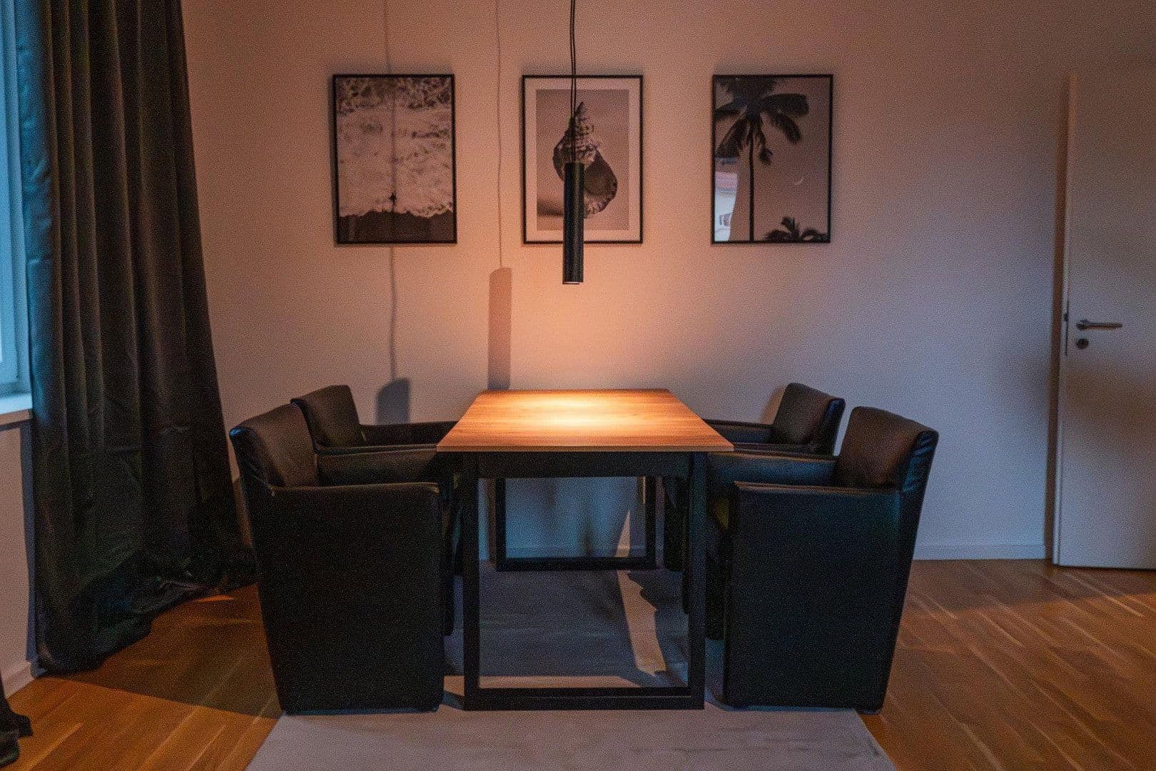 Prodej bytu 4+1 105 m², Sterndamm 66 E, Berlin-Johannisstal, Berlín Prodej bytu 4+1 105 m², Sterndamm 66 E, Berlin-Johannisstal, Berlín
