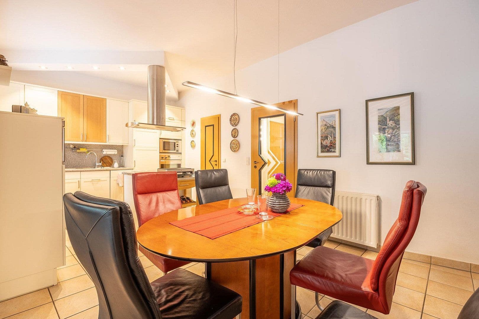 Pronájem bytu 2+kk 95 m², Cáchy, Severní Porýní-Vestfálsko Pronájem bytu 2+kk 95 m², Cáchy, Severní Porýní-Vestfálsko
