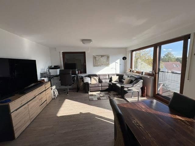 Pronájem bytu 4+1 104 m², Filderstadt, Bádensko-Württembersko Pronájem bytu 4+1 104 m², Filderstadt, Bádensko-Württembersko