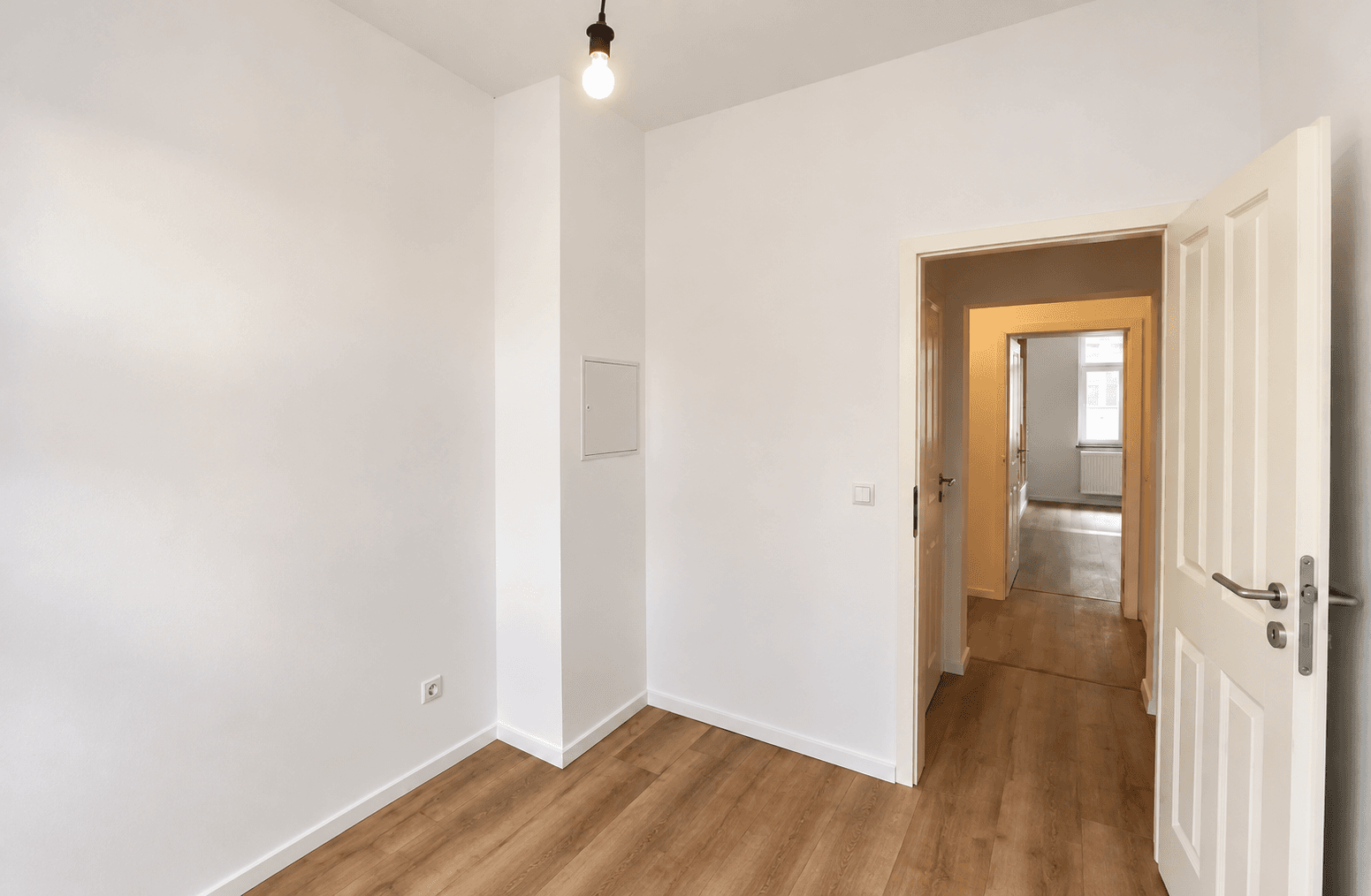 Pronájem bytu 3+1 69 m², Berlin, Berlín Pronájem bytu 3+1 69 m², Berlin, Berlín