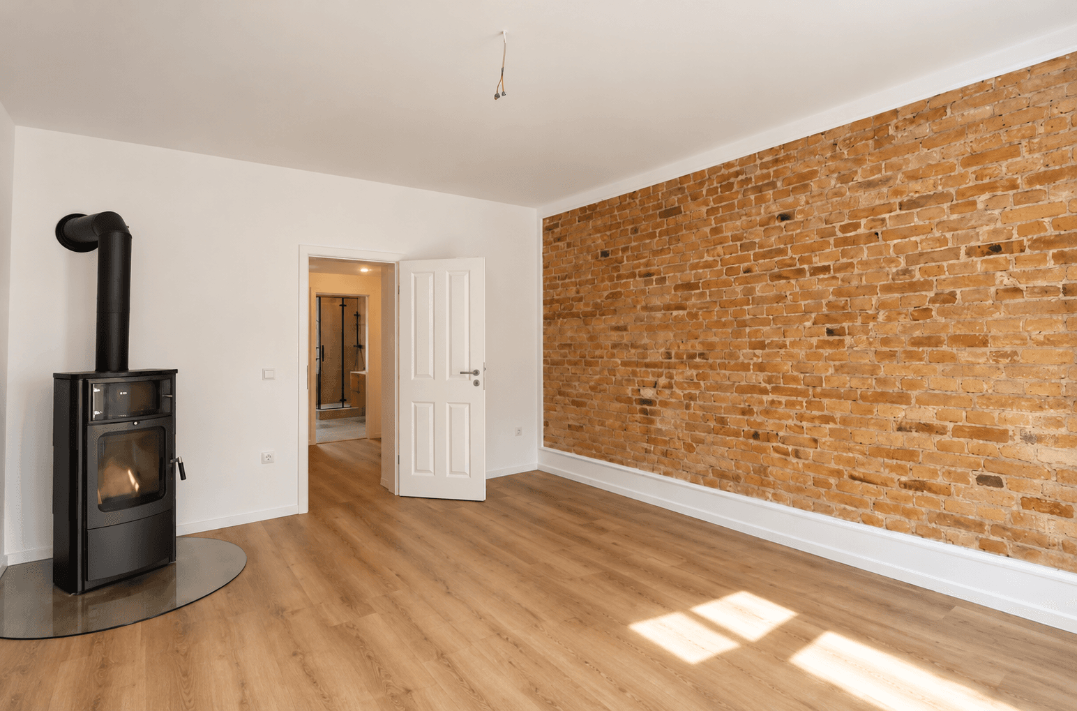 Pronájem bytu 3+1 69 m², Berlin, Berlín Pronájem bytu 3+1 69 m², Berlin, Berlín