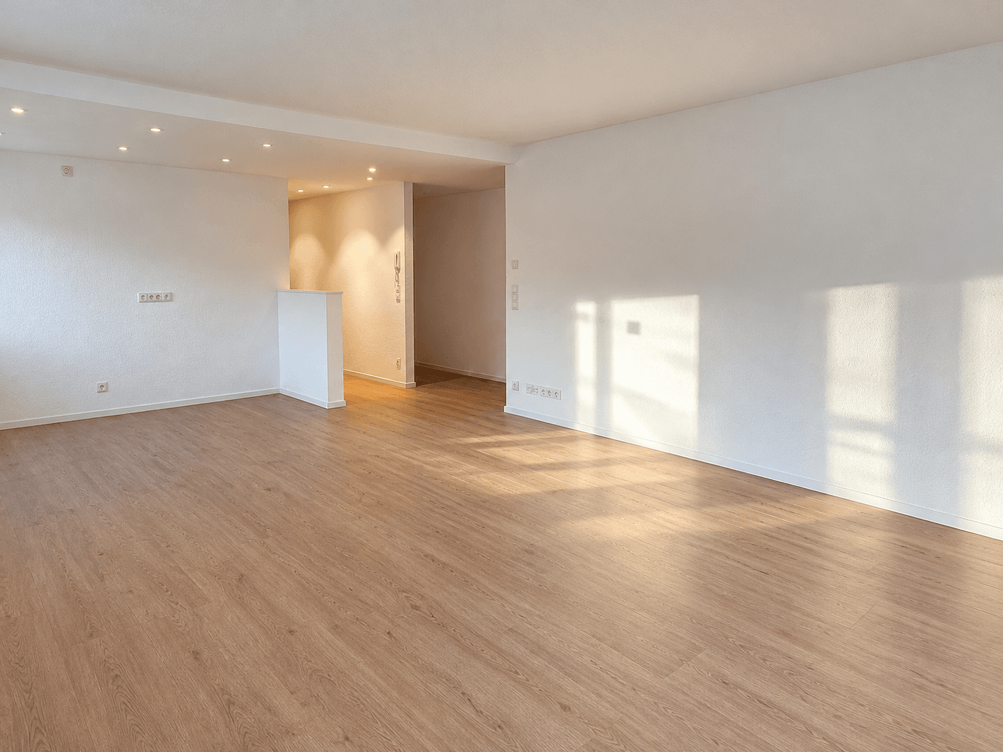 Pronájem bytu 2+1 57 m², Göttingen, Dolní Sasko Pronájem bytu 2+1 57 m², Göttingen, Dolní Sasko