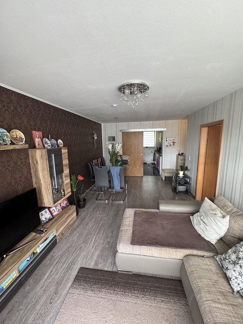 Prodej bytu 2+1 57 m², Saturnweg 21, Nürnberg, Bavorsko Prodej bytu 2+1 57 m², Saturnweg 21, Nürnberg, Bavorsko