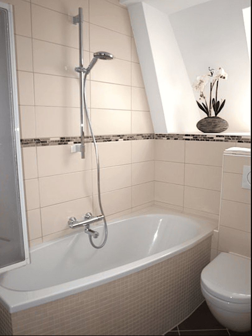 Pronájem bytu 1+1 35 m², Wuppertal, Severní Porýní-Vestfálsko Pronájem bytu 1+1 35 m², Wuppertal, Severní Porýní-Vestfálsko