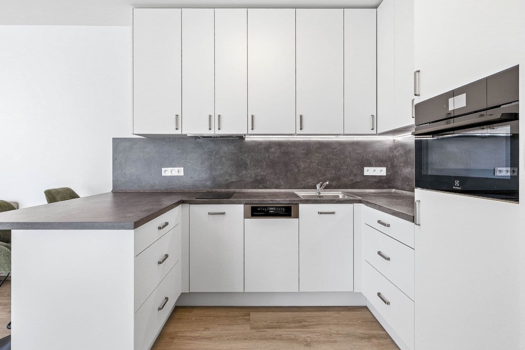 Prodej bytu 1+kk 34 m², Stočesova, Praha, Praha Prodej bytu 1+kk 34 m², Stočesova, Praha, Praha