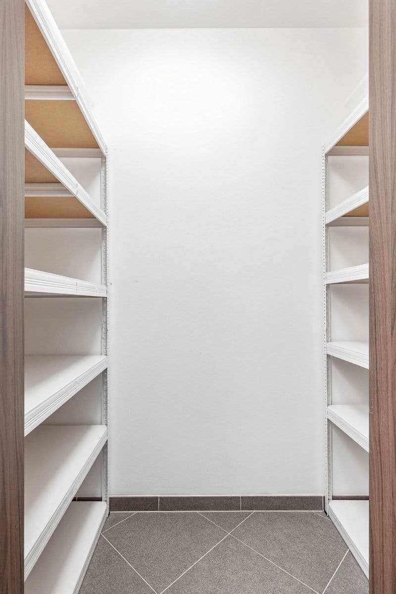 Prodej bytu 1+kk 34 m², Stočesova, Praha, Praha Prodej bytu 1+kk 34 m², Stočesova, Praha, Praha