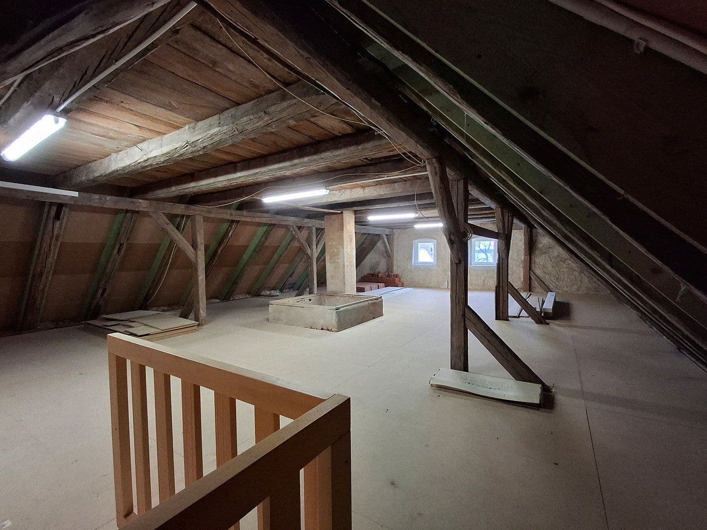 Prodej domu 159 m², pozemek 300 m², Dorfstr. 52, Haundorf, Bavorsko Prodej domu 159 m², pozemek 300 m², Dorfstr. 52, Haundorf, Bavorsko