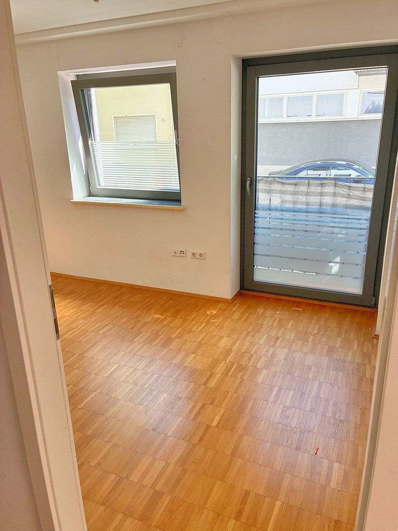 Pronájem bytu 3+1 85 m², Nordbergstrasse 25, Heilbronn, Bádensko-Württembersko Pronájem bytu 3+1 85 m², Nordbergstrasse 25, Heilbronn, Bádensko-Württembersko