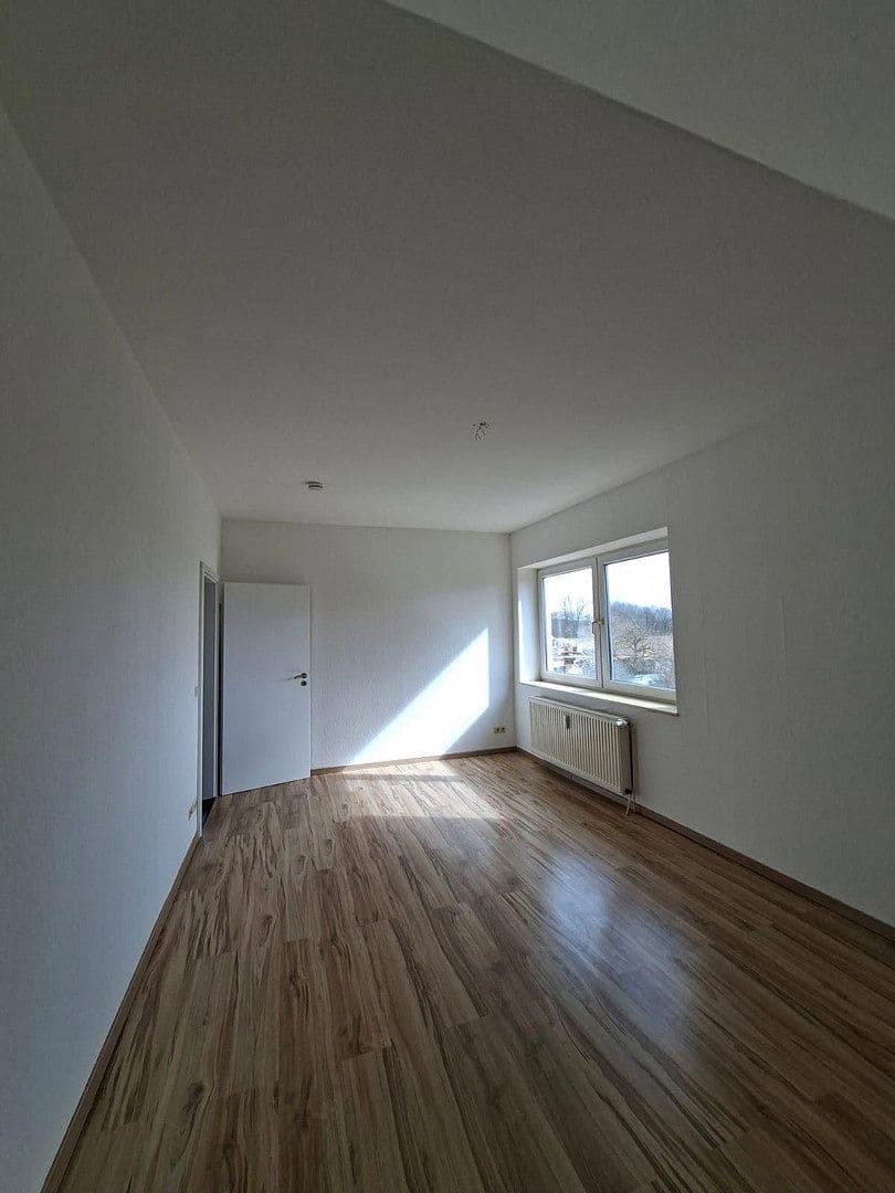 Pronájem bytu 2+1 54 m², Freyensteiner Str. 15-17, Meyenburg, Braniborsko Pronájem bytu 2+1 54 m², Freyensteiner Str. 15-17, Meyenburg, Braniborsko
