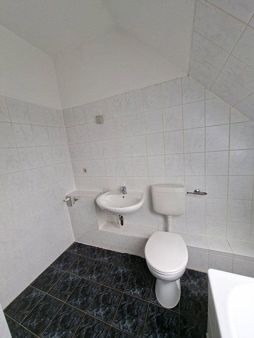 Pronájem bytu 2+1 54 m², Freyensteiner Str. 15-17, Meyenburg, Braniborsko Pronájem bytu 2+1 54 m², Freyensteiner Str. 15-17, Meyenburg, Braniborsko