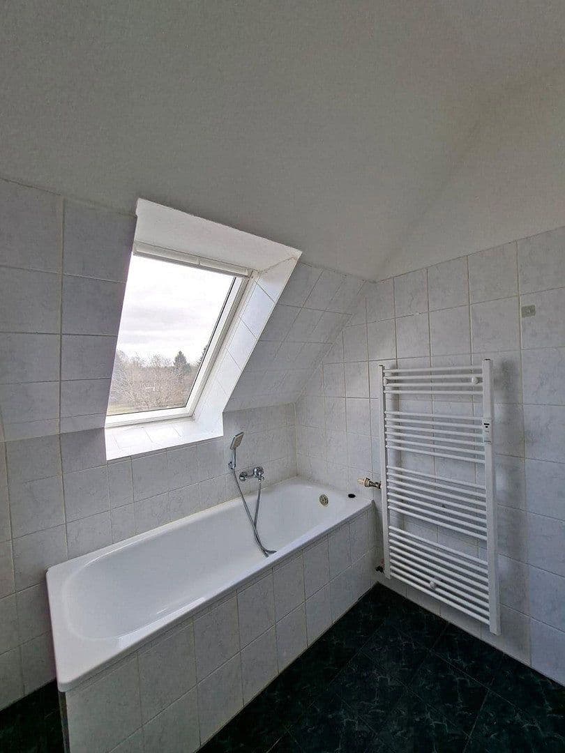 Pronájem bytu 2+1 54 m², Freyensteiner Str. 15-17, Meyenburg, Braniborsko Pronájem bytu 2+1 54 m², Freyensteiner Str. 15-17, Meyenburg, Braniborsko