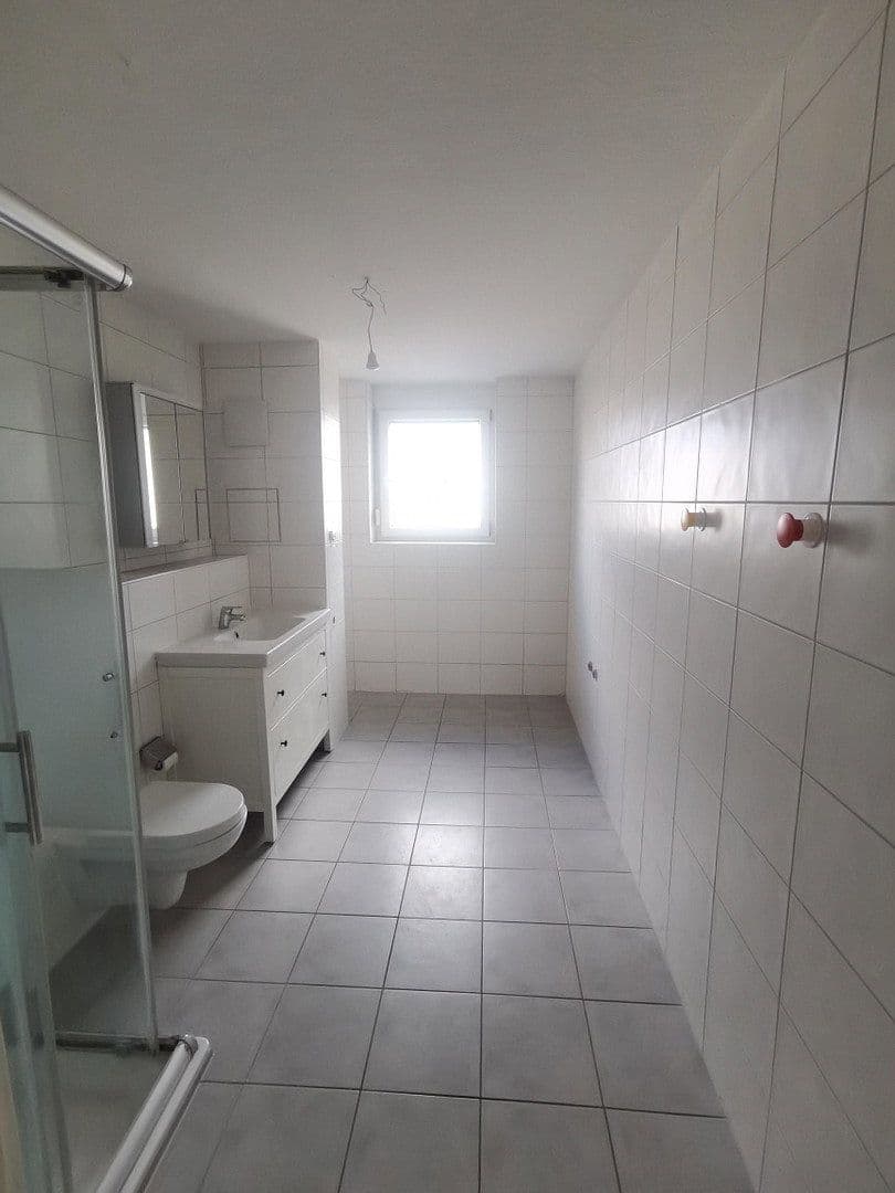 Pronájem bytu 3+1 92 m², Heidelberg, Bádensko-Württembersko Pronájem bytu 3+1 92 m², Heidelberg, Bádensko-Württembersko