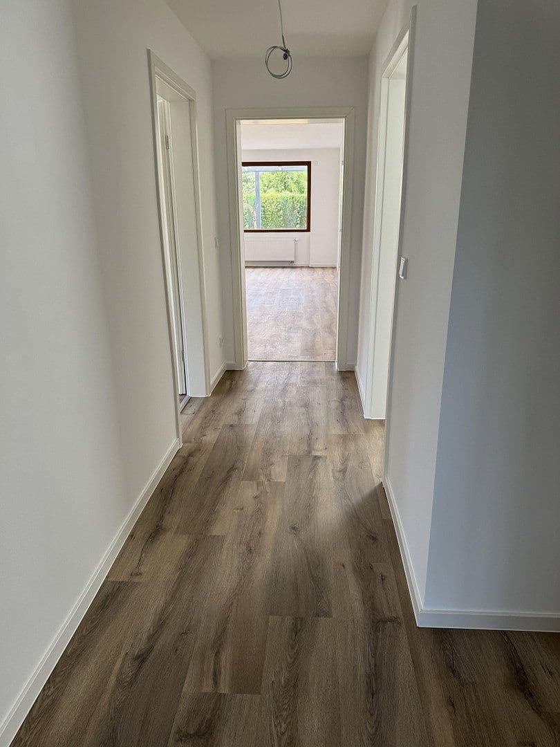 Pronájem bytu 3+1 96 m², Garbsen, Dolní Sasko Pronájem bytu 3+1 96 m², Garbsen, Dolní Sasko