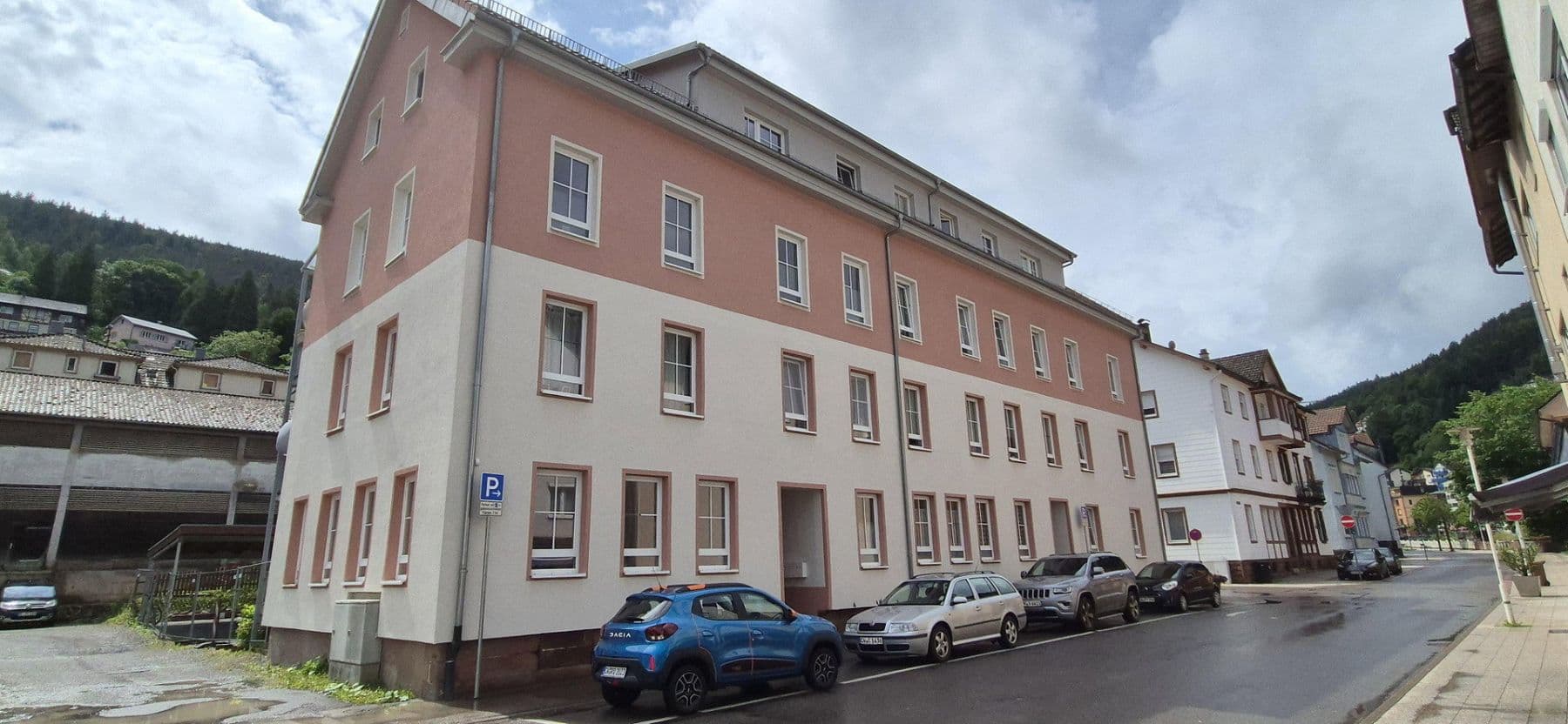 Pronájem bytu 2+1 52 m², Bad Wildbad, Bádensko-Württembersko Pronájem bytu 2+1 52 m², Bad Wildbad, Bádensko-Württembersko