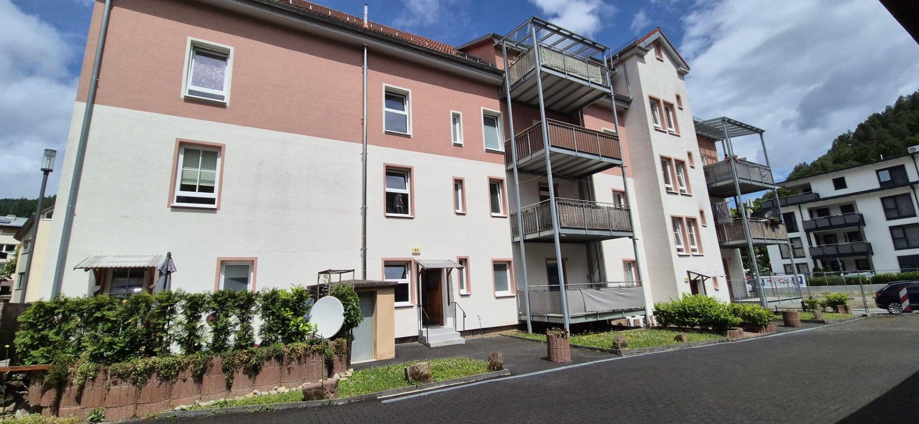 Pronájem bytu 2+1 52 m², Bad Wildbad, Bádensko-Württembersko Pronájem bytu 2+1 52 m², Bad Wildbad, Bádensko-Württembersko