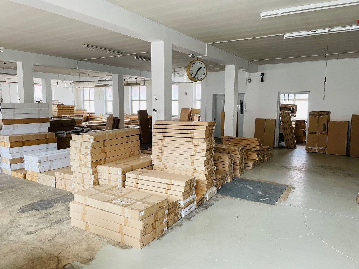 Pronájem nebytového prostoru 1.250 m², Albstadt, Bádensko-Württembersko Pronájem nebytového prostoru 1.250 m², Albstadt, Bádensko-Württembersko