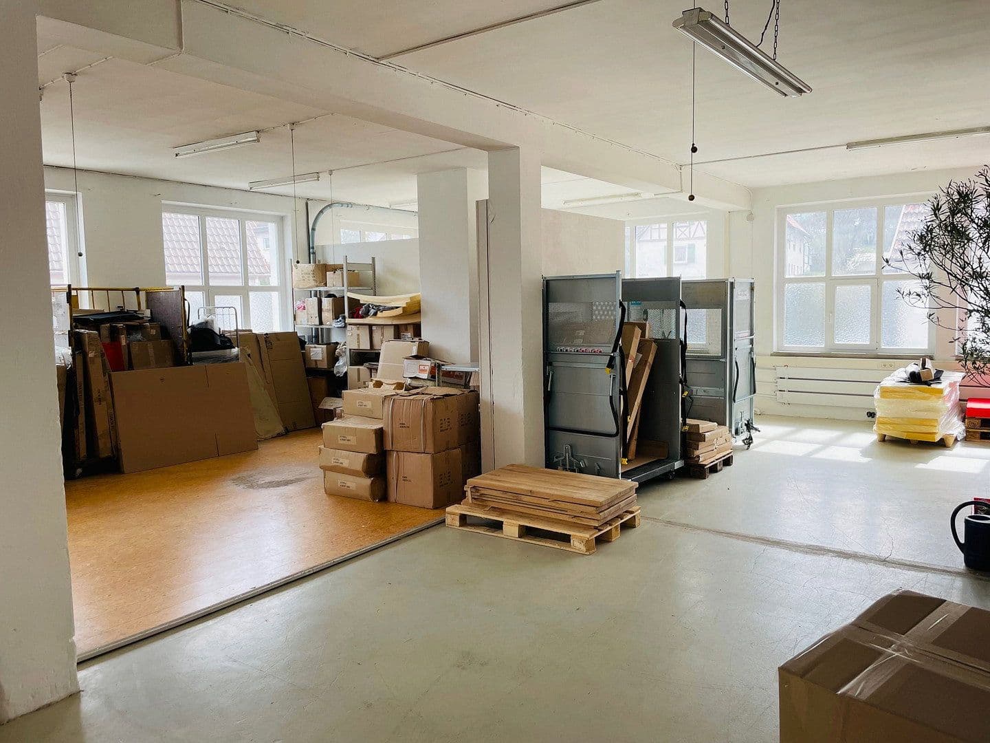 Pronájem nebytového prostoru 1.250 m², Albstadt, Bádensko-Württembersko Pronájem nebytového prostoru 1.250 m², Albstadt, Bádensko-Württembersko