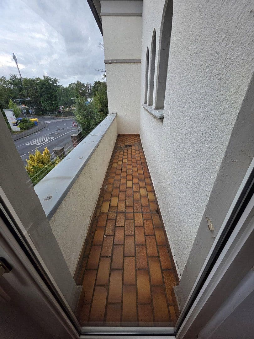 Pronájem bytu 2+1 70 m², Bahnhofstraße 31, Bonn, Severní Porýní-Vestfálsko Pronájem bytu 2+1 70 m², Bahnhofstraße 31, Bonn, Severní Porýní-Vestfálsko