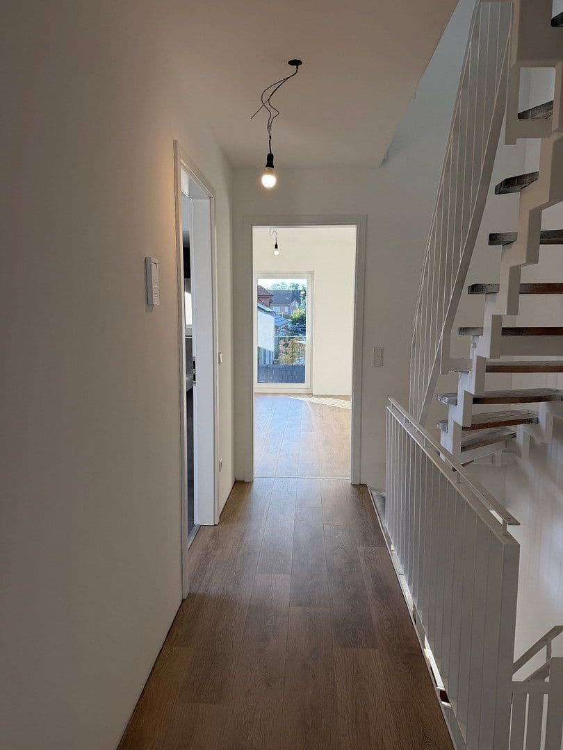 Pronájem domu 134 m², pozemek 240 m², Salzkotten, Severní Porýní-Vestfálsko Pronájem domu 134 m², pozemek 240 m², Salzkotten, Severní Porýní-Vestfálsko
