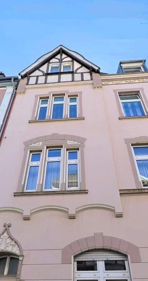 Pronájem bytu 3+1 71 m², Brückenstraße 21, Solingen, Severní Porýní-Vestfálsko Pronájem bytu 3+1 71 m², Brückenstraße 21, Solingen, Severní Porýní-Vestfálsko