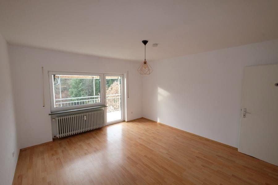 Pronájem bytu 3+1 100 m², Rodalben, Porýní-Falc Pronájem bytu 3+1 100 m², Rodalben, Porýní-Falc