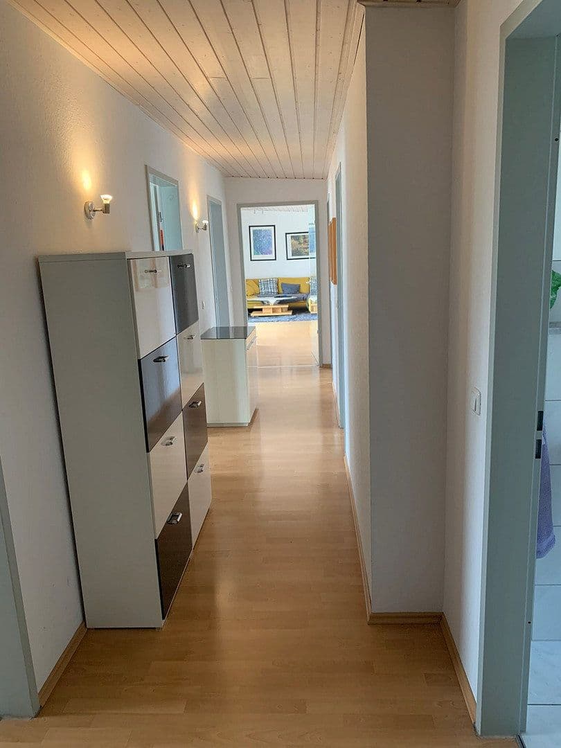 Pronájem bytu 4+1 110 m², Plattenäckerweg 6, Nürnberg, Bavorsko Pronájem bytu 4+1 110 m², Plattenäckerweg 6, Nürnberg, Bavorsko