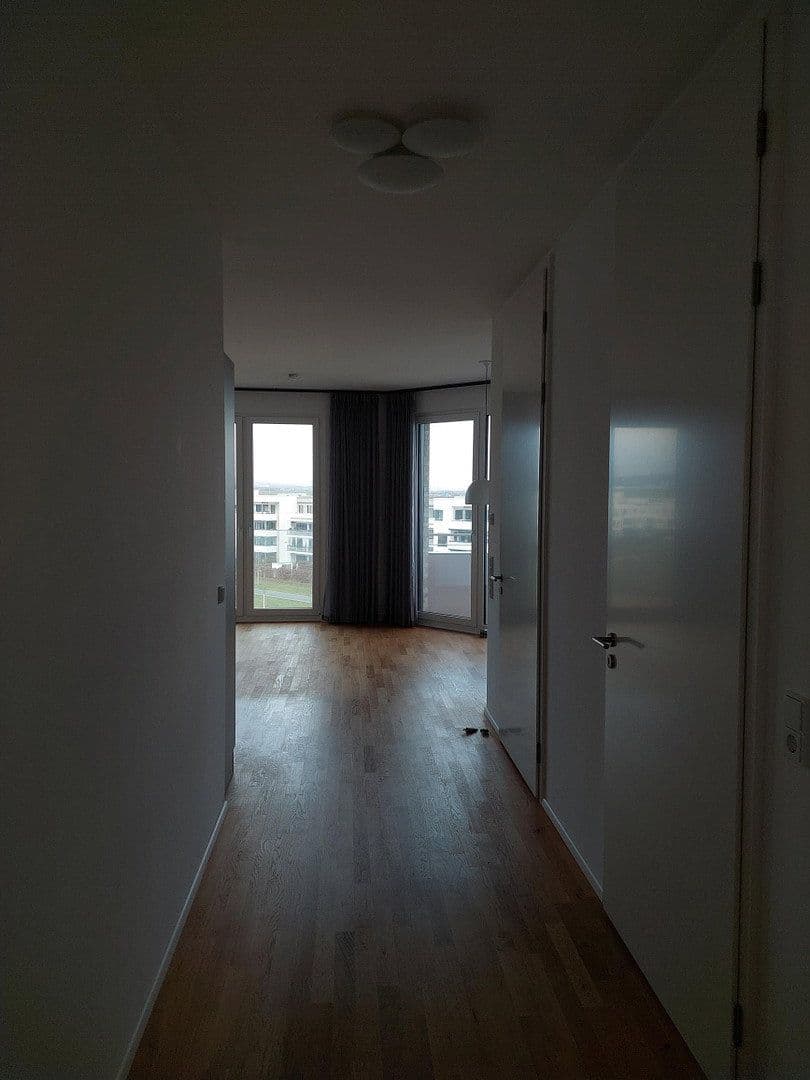 Pronájem bytu 3+1 76 m², Ella-Bergmann-Michel-Strasse 1, Frankfurt am Main, Hessen Pronájem bytu 3+1 76 m², Ella-Bergmann-Michel-Strasse 1, Frankfurt am Main, Hessen