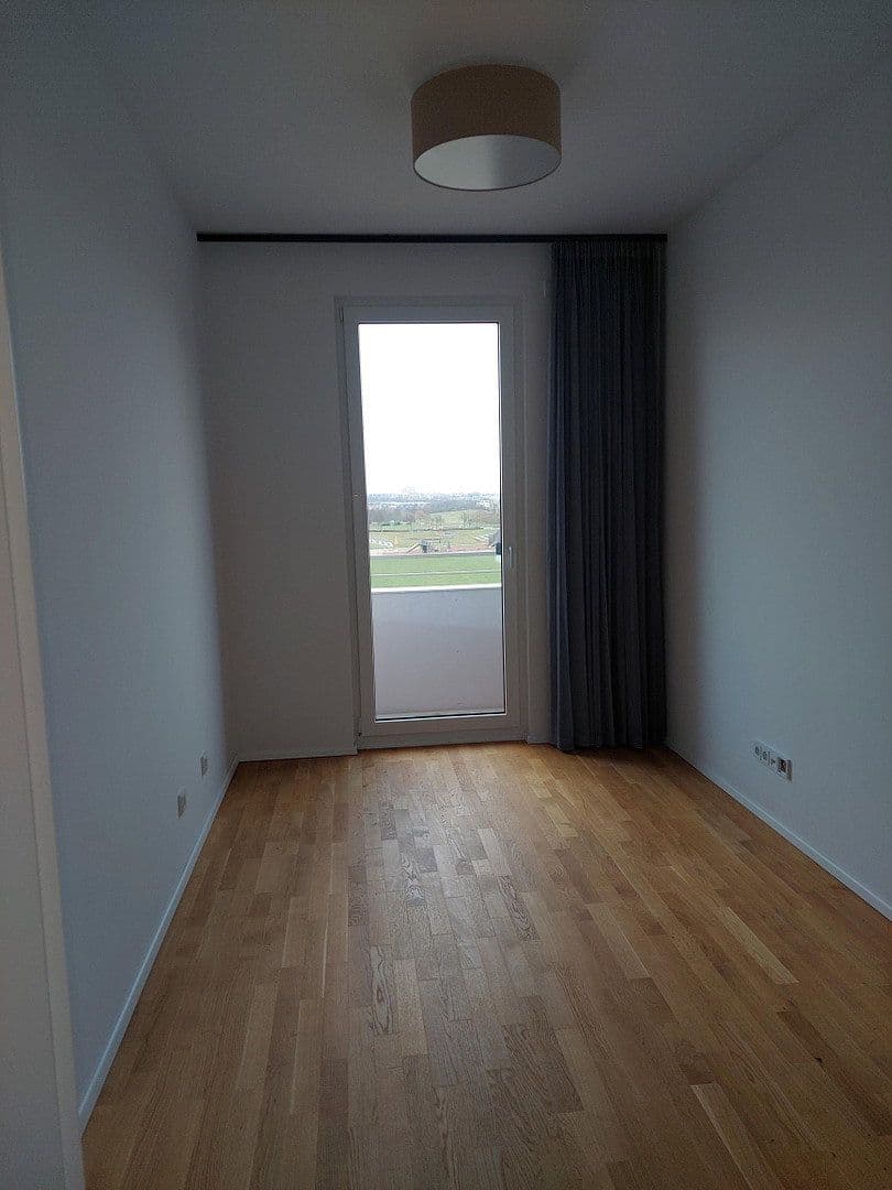 Pronájem bytu 3+1 76 m², Ella-Bergmann-Michel-Strasse 1, Frankfurt am Main, Hessen Pronájem bytu 3+1 76 m², Ella-Bergmann-Michel-Strasse 1, Frankfurt am Main, Hessen