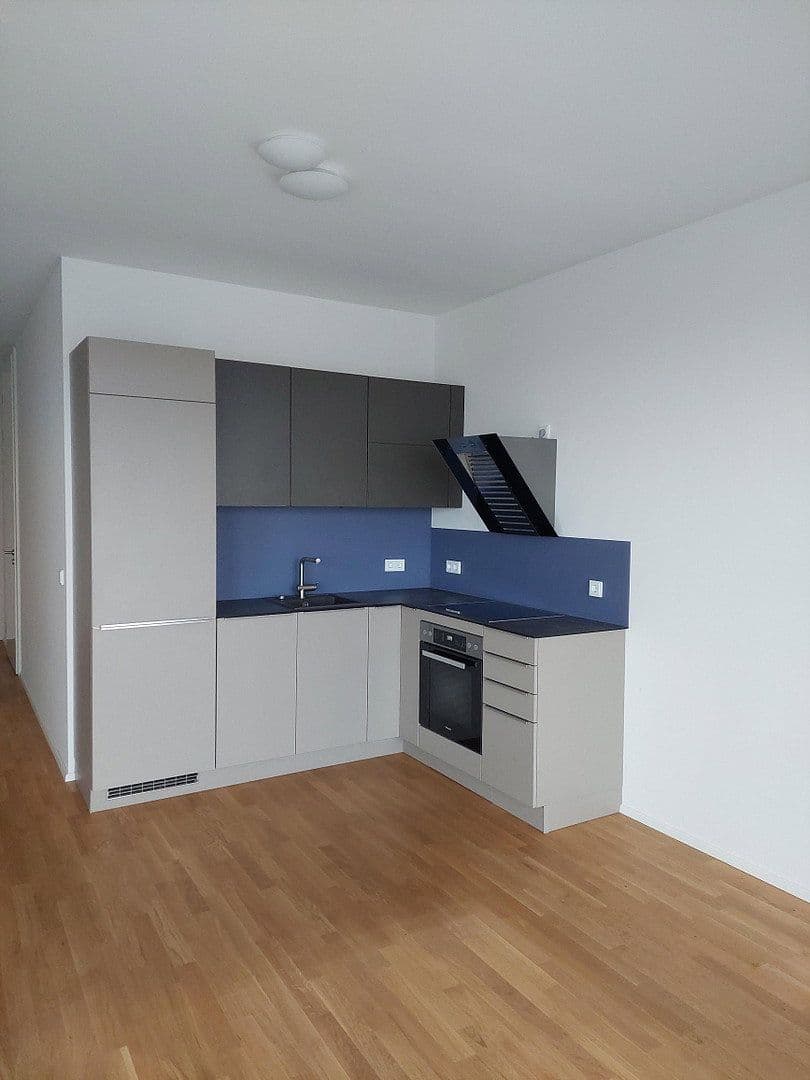 Pronájem bytu 3+1 76 m², Ella-Bergmann-Michel-Strasse 1, Frankfurt am Main, Hessen Pronájem bytu 3+1 76 m², Ella-Bergmann-Michel-Strasse 1, Frankfurt am Main, Hessen