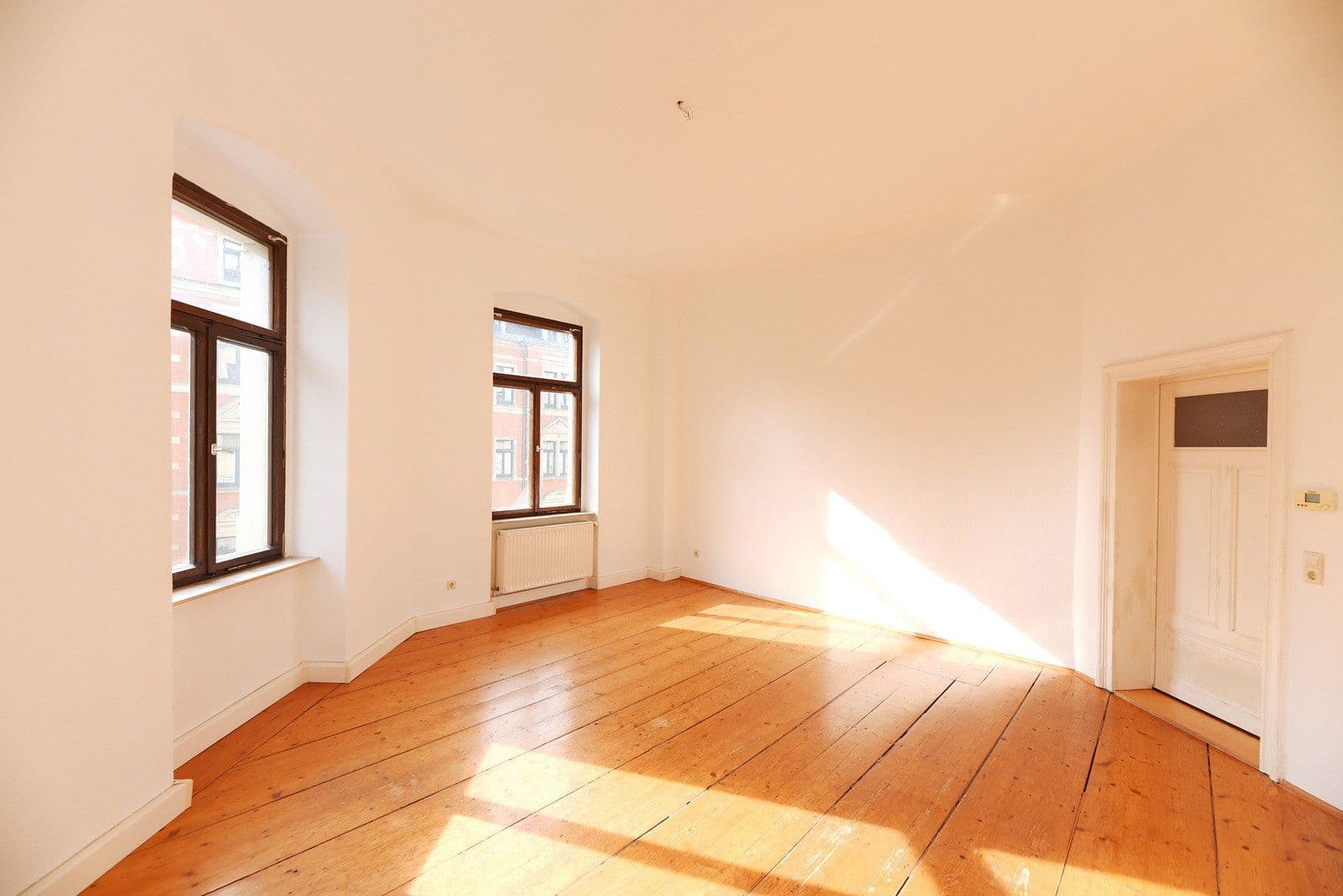 Pronájem bytu 2+1 69 m², Conradstraße 10, Dresden, Sasko Pronájem bytu 2+1 69 m², Conradstraße 10, Dresden, Sasko