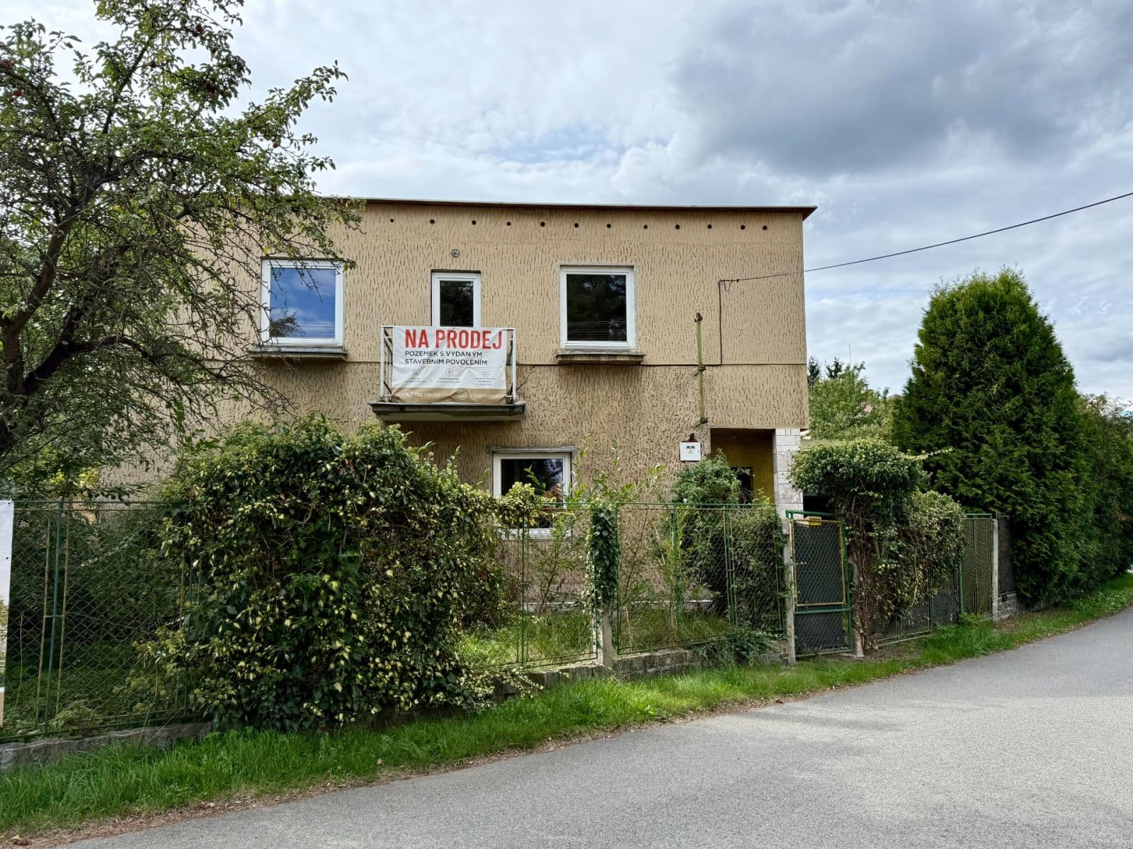 Prodej domu 326 m², pozemek 927 m², Trnová, Středočeský kraj Prodej domu 326 m², pozemek 927 m², Trnová, Středočeský kraj