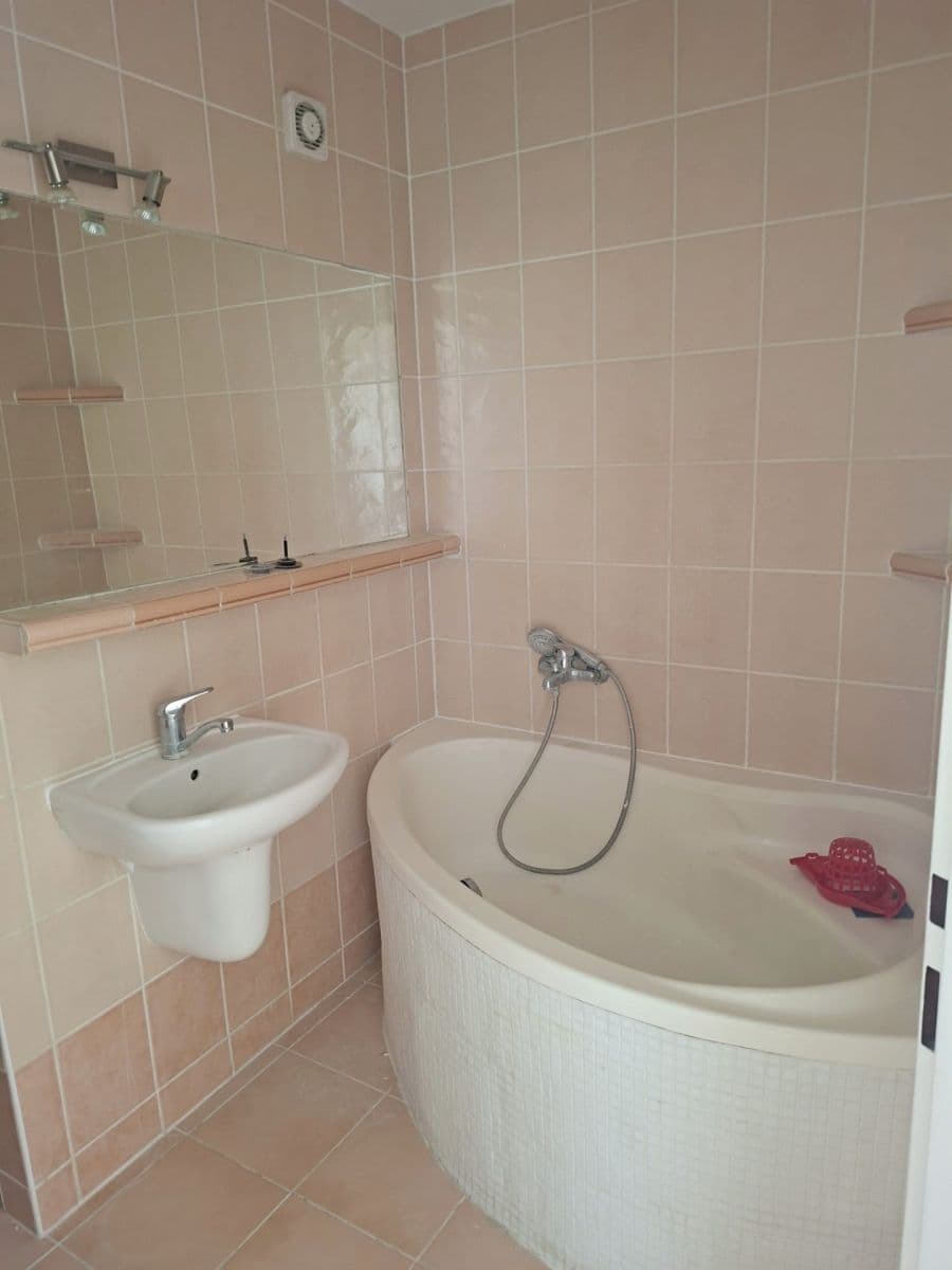 Prodej bytu 2+1 62 m², Bernolákova, Banská Bystrica, Banskobystrický kraj Prodej bytu 2+1 62 m², Bernolákova, Banská Bystrica, Banskobystrický kraj