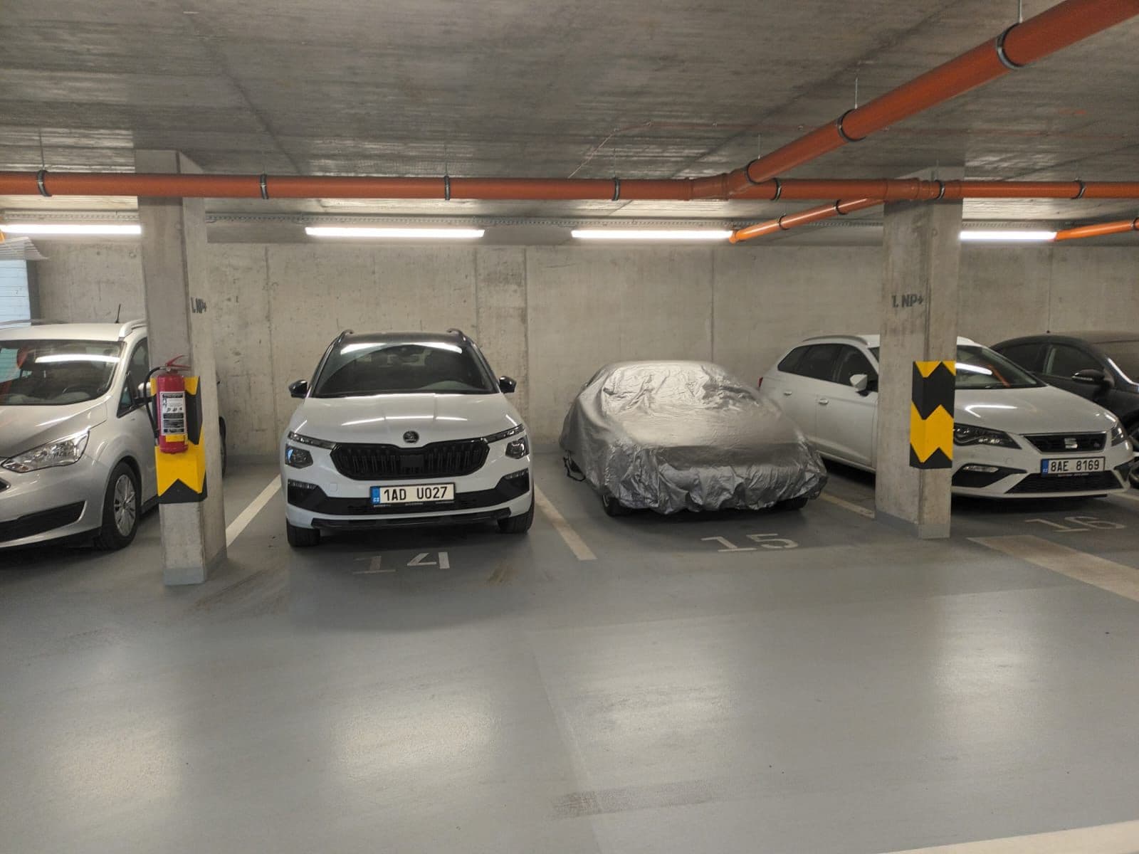 Pronájem garáže 13 m², Praha, Praha Pronájem garáže 13 m², Praha, Praha