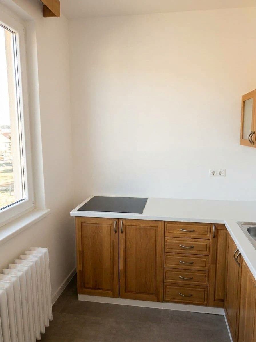 Pronájem bytu 2+1 60 m², Velehradská, Kroměříž, Zlínský kraj Pronájem bytu 2+1 60 m², Velehradská, Kroměříž, Zlínský kraj