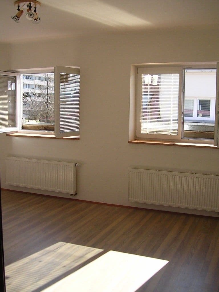 Pronájem bytu 2+1 75 m², Martinovská, Praha, Praha Pronájem bytu 2+1 75 m², Martinovská, Praha, Praha