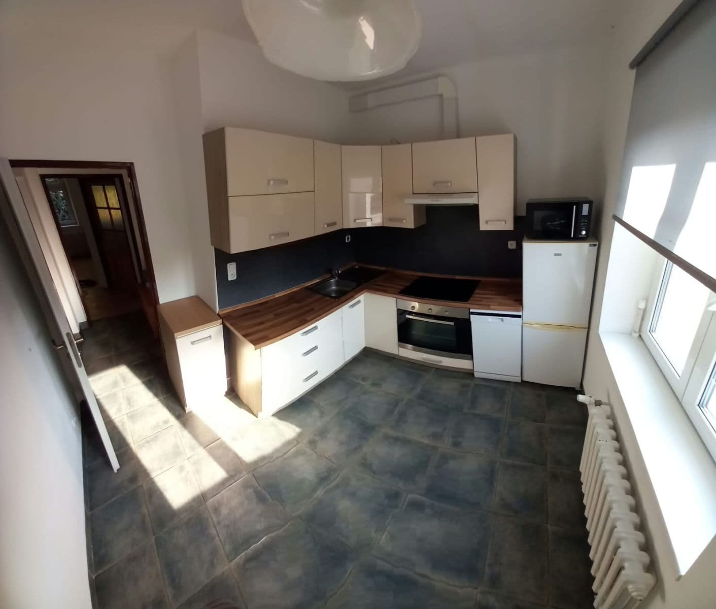 Pronájem bytu 2+1 36 m², Husovo náměstí, Praha, Praha Pronájem bytu 2+1 36 m², Husovo náměstí, Praha, Praha