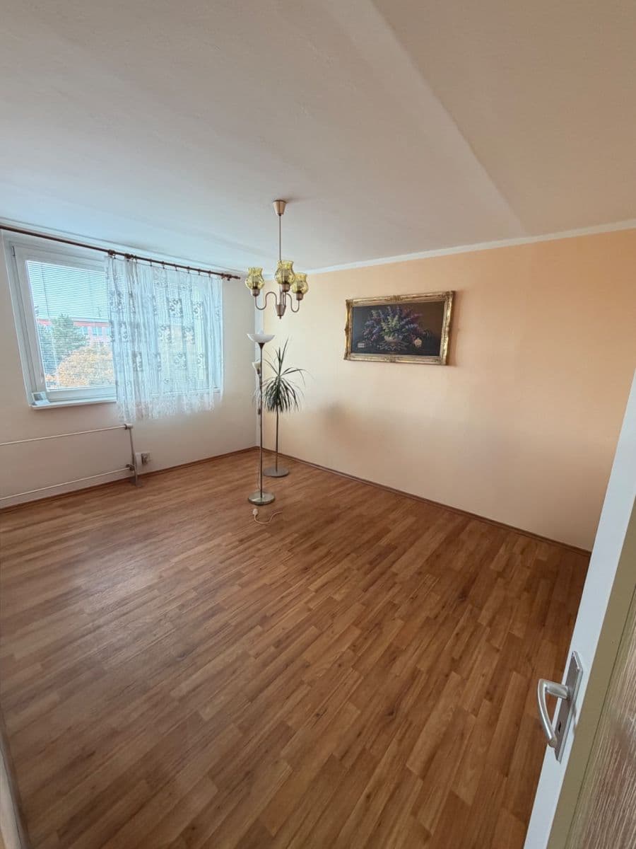 Prodej bytu 2+1 54 m², Masarykovo nám., Hustopeče, Jihomoravský kraj Prodej bytu 2+1 54 m², Masarykovo nám., Hustopeče, Jihomoravský kraj