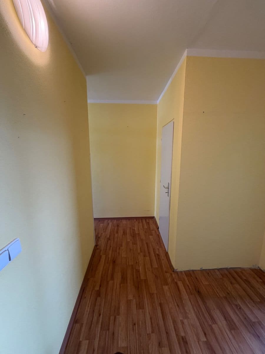 Prodej bytu 2+1 54 m², Masarykovo nám., Hustopeče, Jihomoravský kraj Prodej bytu 2+1 54 m², Masarykovo nám., Hustopeče, Jihomoravský kraj