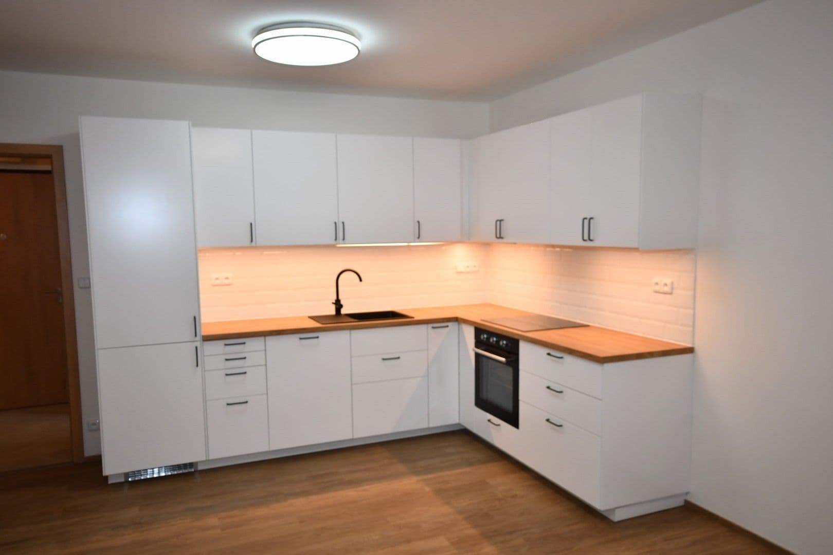 Pronájem bytu 2+kk 58 m², Gollové, Praha, Praha Pronájem bytu 2+kk 58 m², Gollové, Praha, Praha