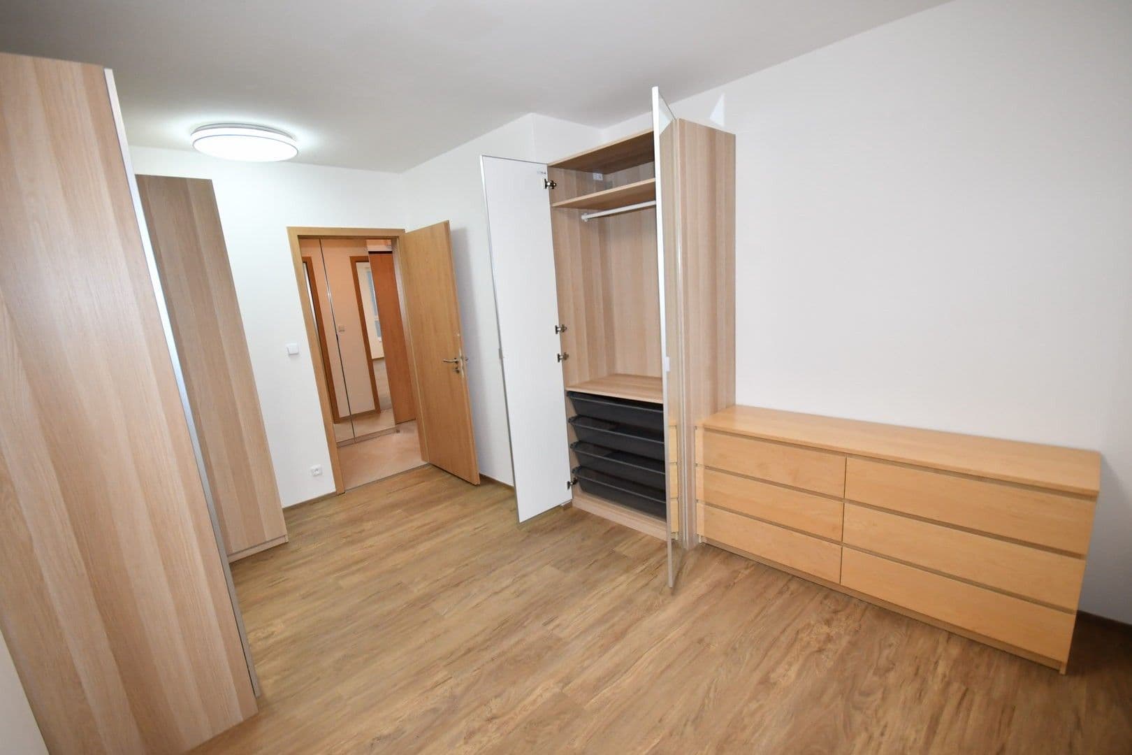 Pronájem bytu 2+kk 58 m², Gollové, Praha, Praha Pronájem bytu 2+kk 58 m², Gollové, Praha, Praha