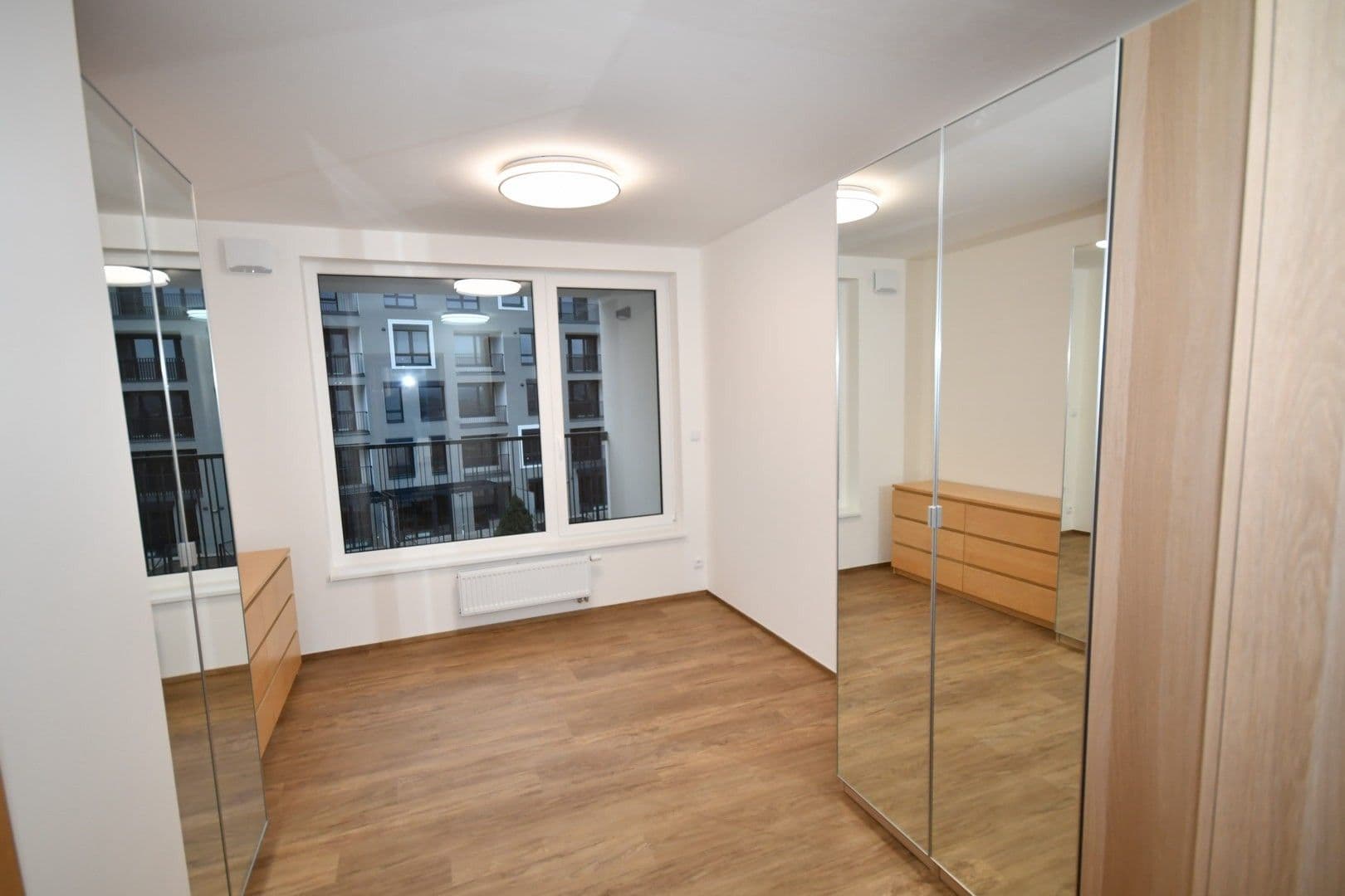 Pronájem bytu 2+kk 58 m², Gollové, Praha, Praha Pronájem bytu 2+kk 58 m², Gollové, Praha, Praha