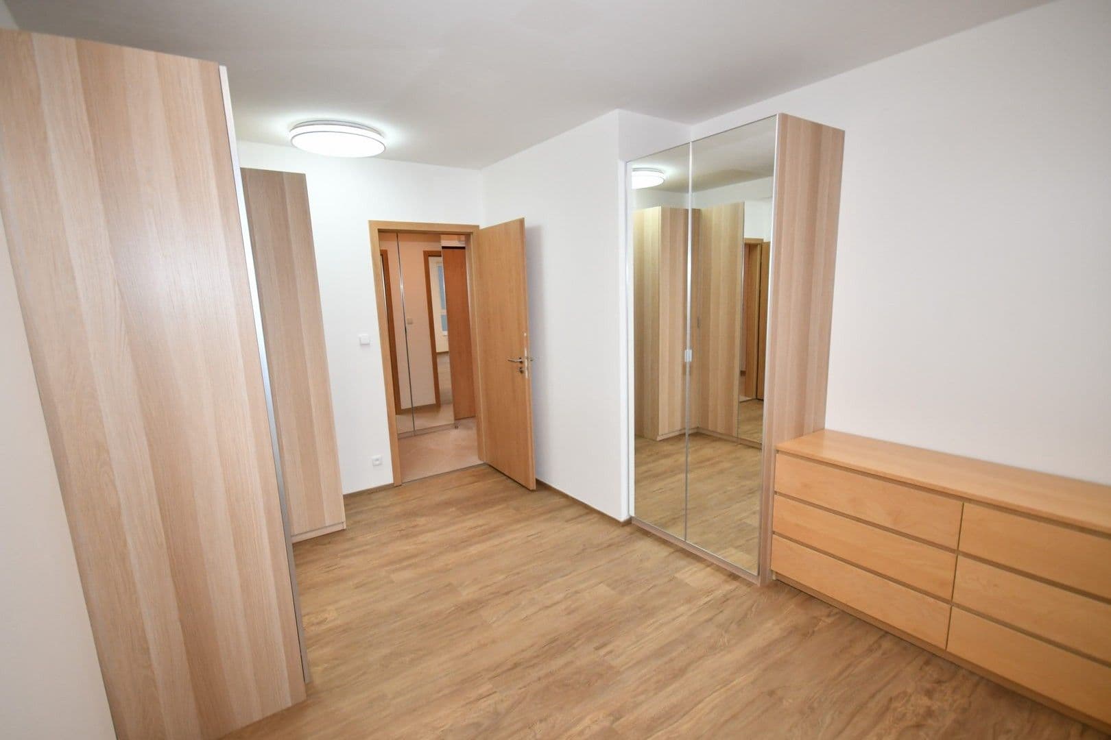 Pronájem bytu 2+kk 58 m², Gollové, Praha, Praha Pronájem bytu 2+kk 58 m², Gollové, Praha, Praha
