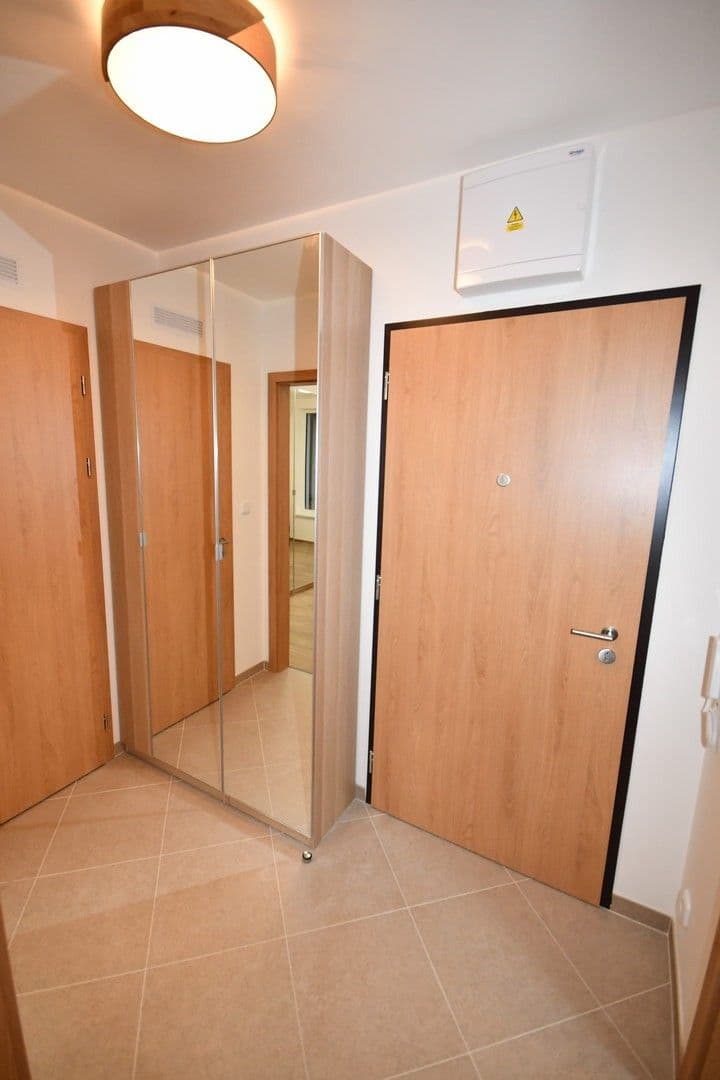 Pronájem bytu 2+kk 58 m², Gollové, Praha, Praha Pronájem bytu 2+kk 58 m², Gollové, Praha, Praha