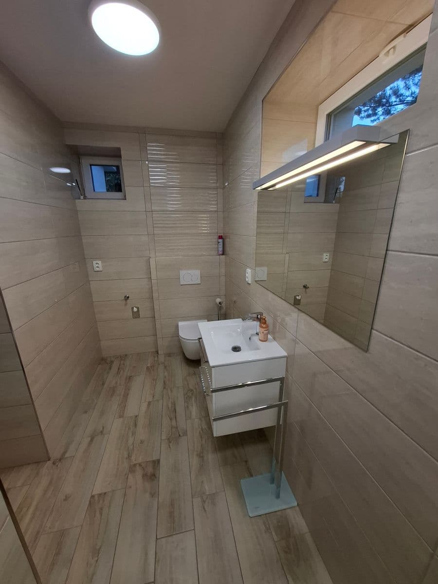 Pronájem domu 189 m², pozemek 460 m², Modřice, Jihomoravský kraj Pronájem domu 189 m², pozemek 460 m², Modřice, Jihomoravský kraj