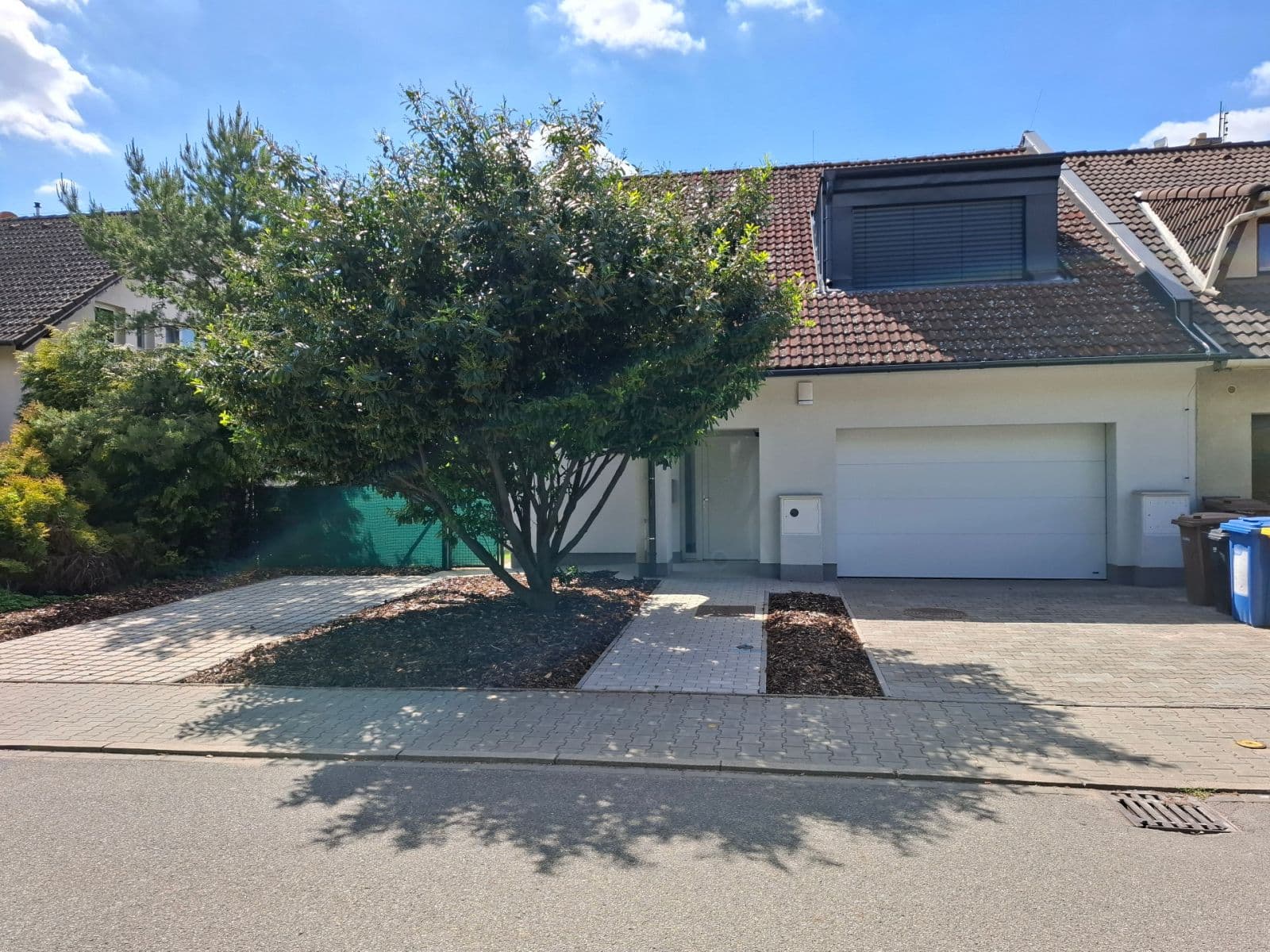 Pronájem domu 189 m², pozemek 460 m², Modřice, Jihomoravský kraj Pronájem domu 189 m², pozemek 460 m², Modřice, Jihomoravský kraj