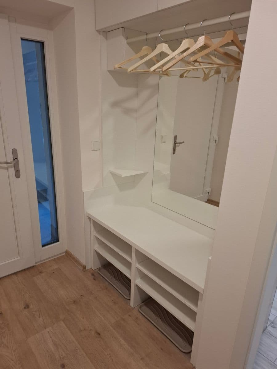 Pronájem domu 189 m², pozemek 460 m², Modřice, Jihomoravský kraj Pronájem domu 189 m², pozemek 460 m², Modřice, Jihomoravský kraj