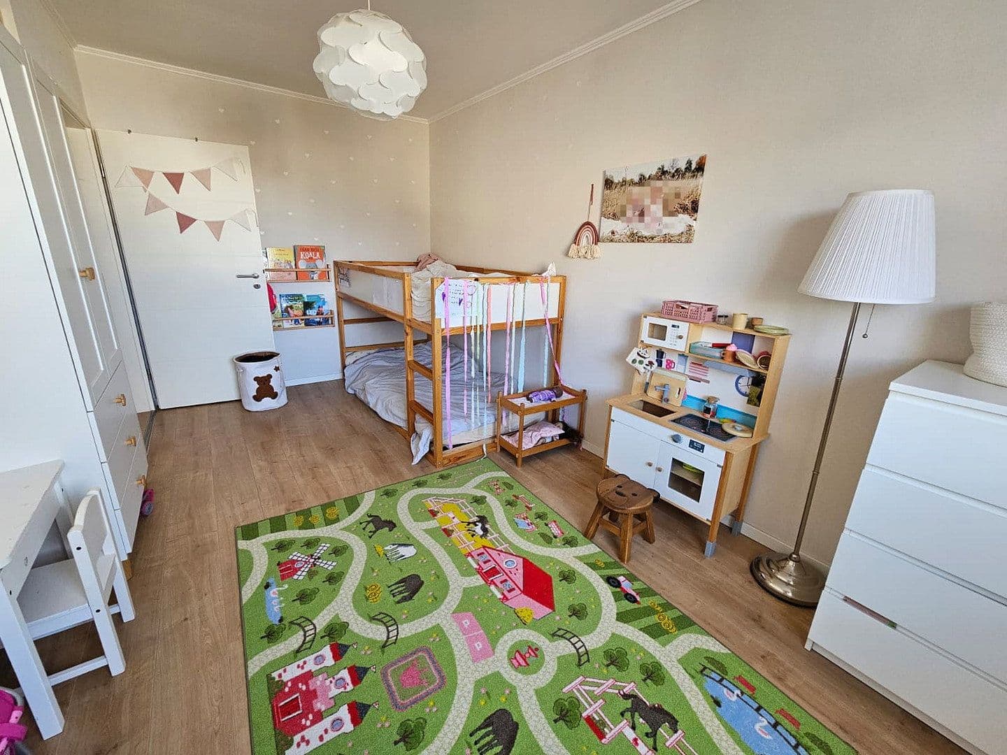 Prodej bytu 3+1 77 m², Pelikanweg 4, Bielefeld, Severní Porýní-Vestfálsko Prodej bytu 3+1 77 m², Pelikanweg 4, Bielefeld, Severní Porýní-Vestfálsko