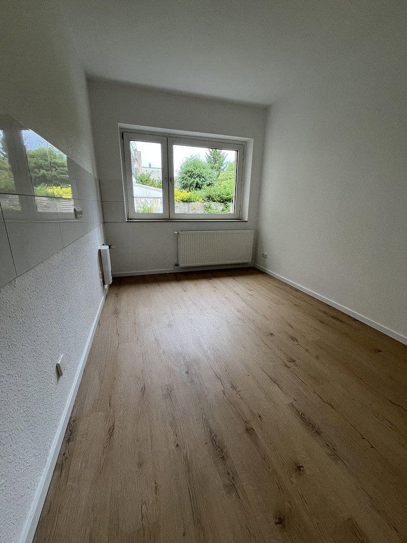Pronájem bytu 2+1 55 m², Düsseldorf, Severní Porýní-Vestfálsko Pronájem bytu 2+1 55 m², Düsseldorf, Severní Porýní-Vestfálsko