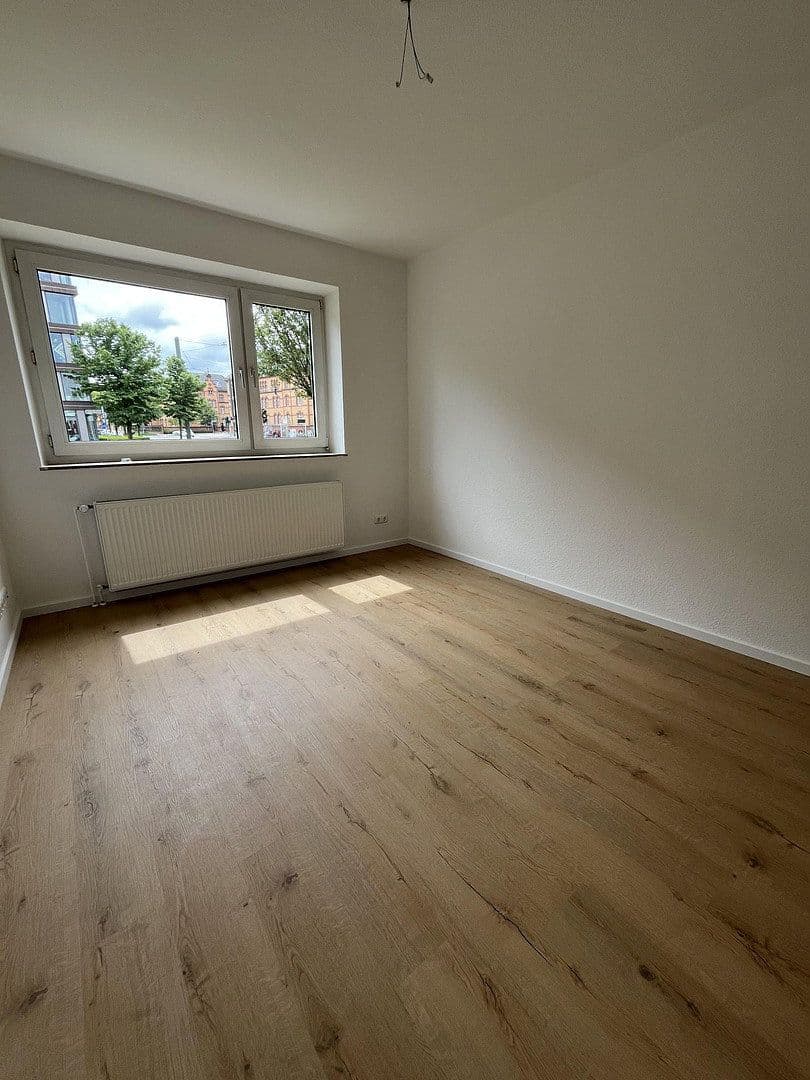 Pronájem bytu 2+1 55 m², Düsseldorf, Severní Porýní-Vestfálsko Pronájem bytu 2+1 55 m², Düsseldorf, Severní Porýní-Vestfálsko